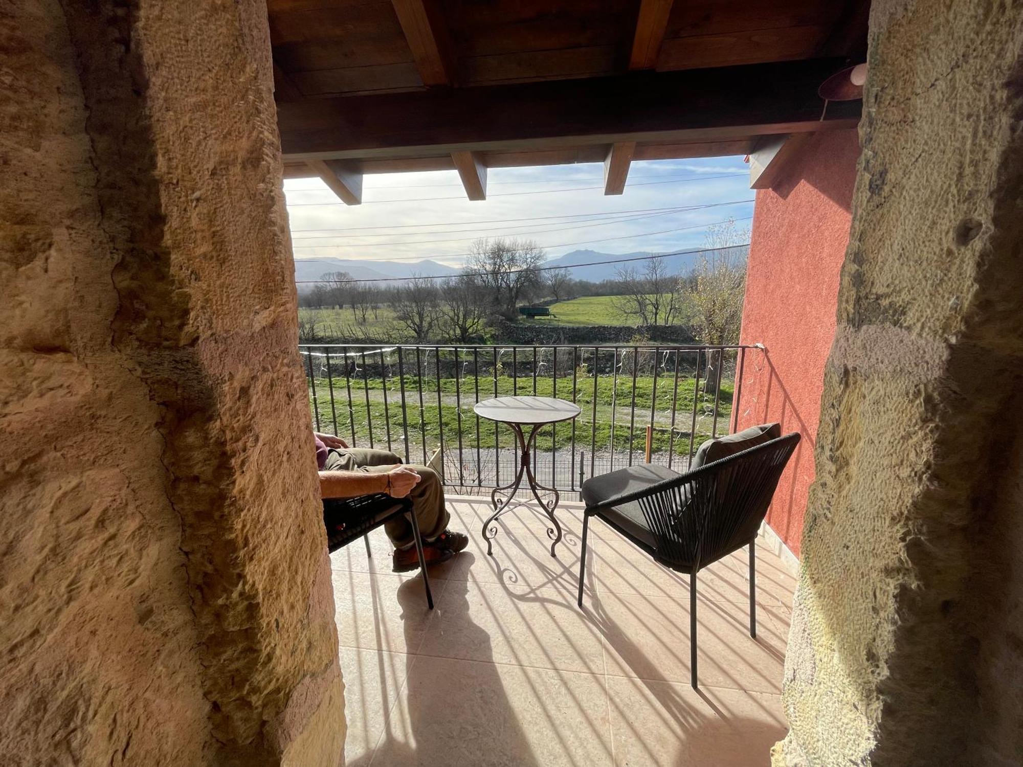 La Casa Del Cantero Pinilla del Valle Kültér fotó