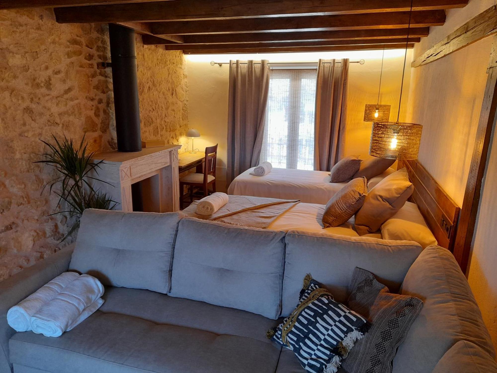 La Casa Del Cantero Pinilla del Valle Kültér fotó