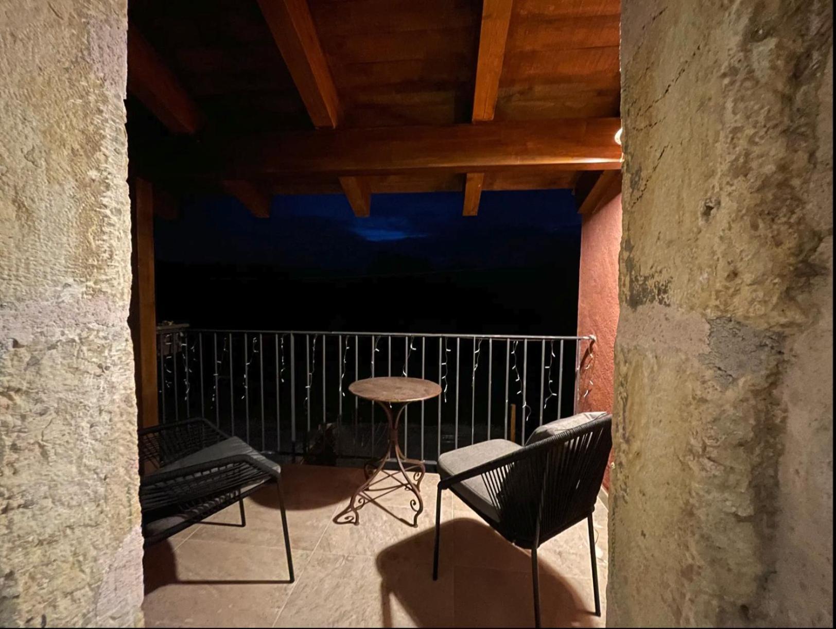 La Casa Del Cantero Pinilla del Valle Kültér fotó
