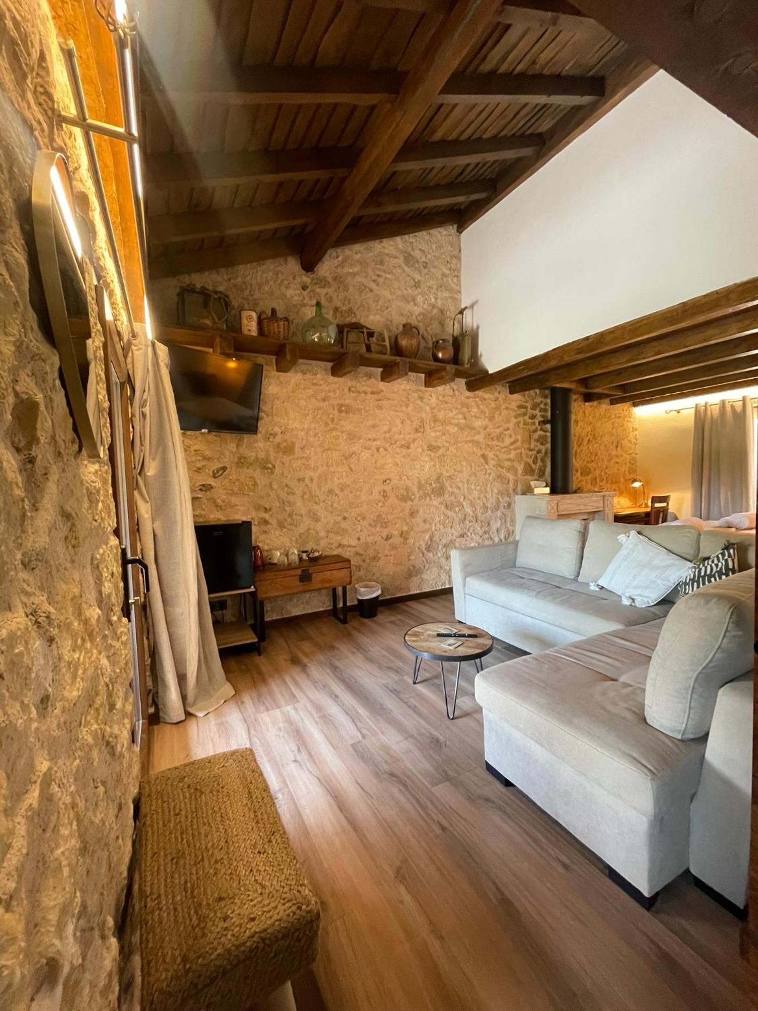 La Casa Del Cantero Pinilla del Valle Kültér fotó